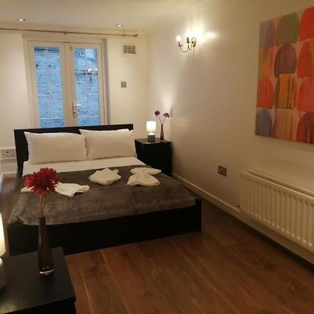 Entire 2-Bedroom Flat In Camden London Exterior foto