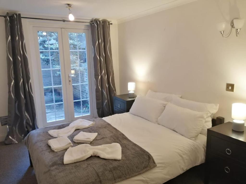 Entire 2-Bedroom Flat In Camden London Exterior foto